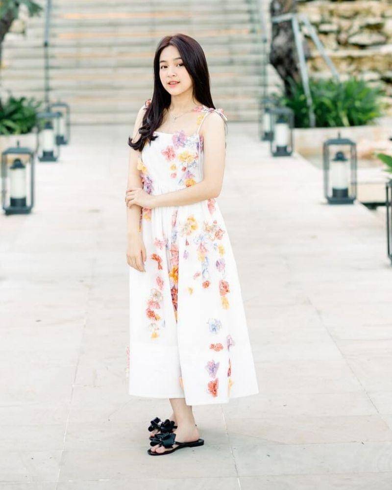 Instagram.com/elsaajapasal